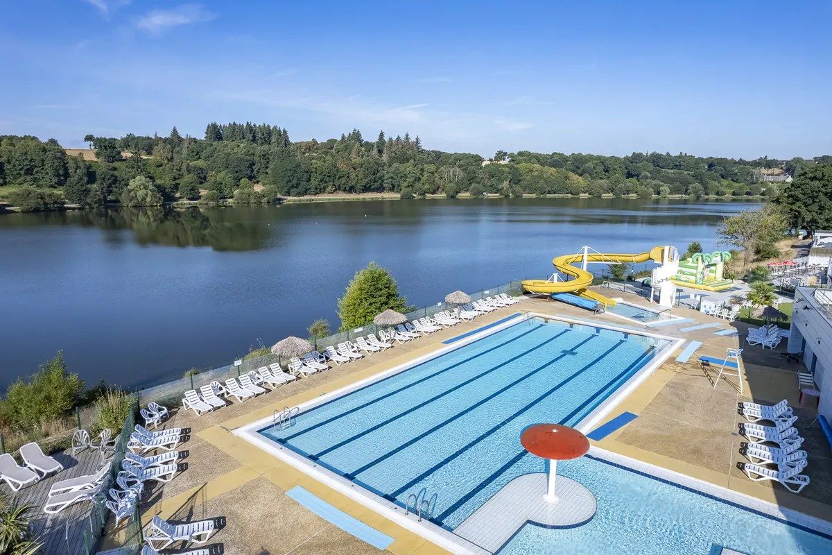 Au Bocage Du Lac — hoofdfoto