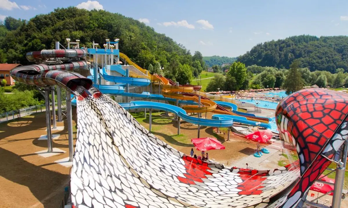 Village Lipa — hoofdfoto