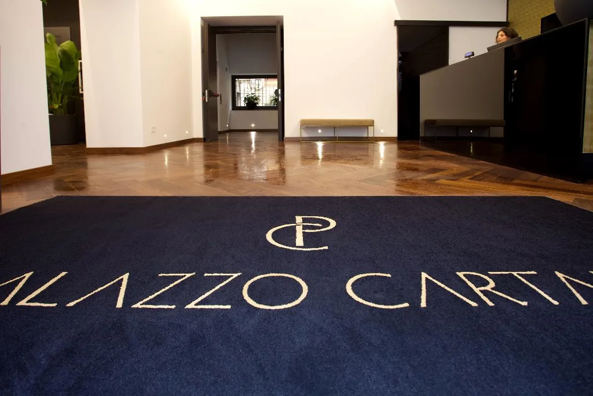 Palazzo Cartari, hoofdfoto