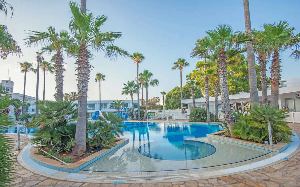 Dome Beach Hotel & Resort — hoofdfoto