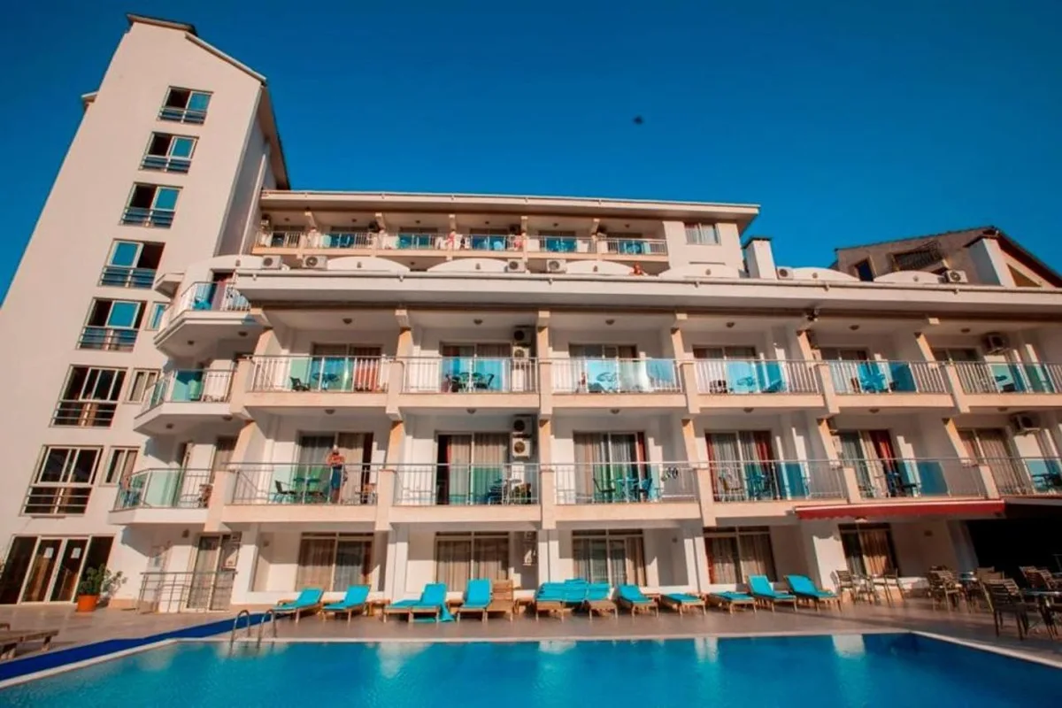 Meric Hotel Turunc — hoofdfoto