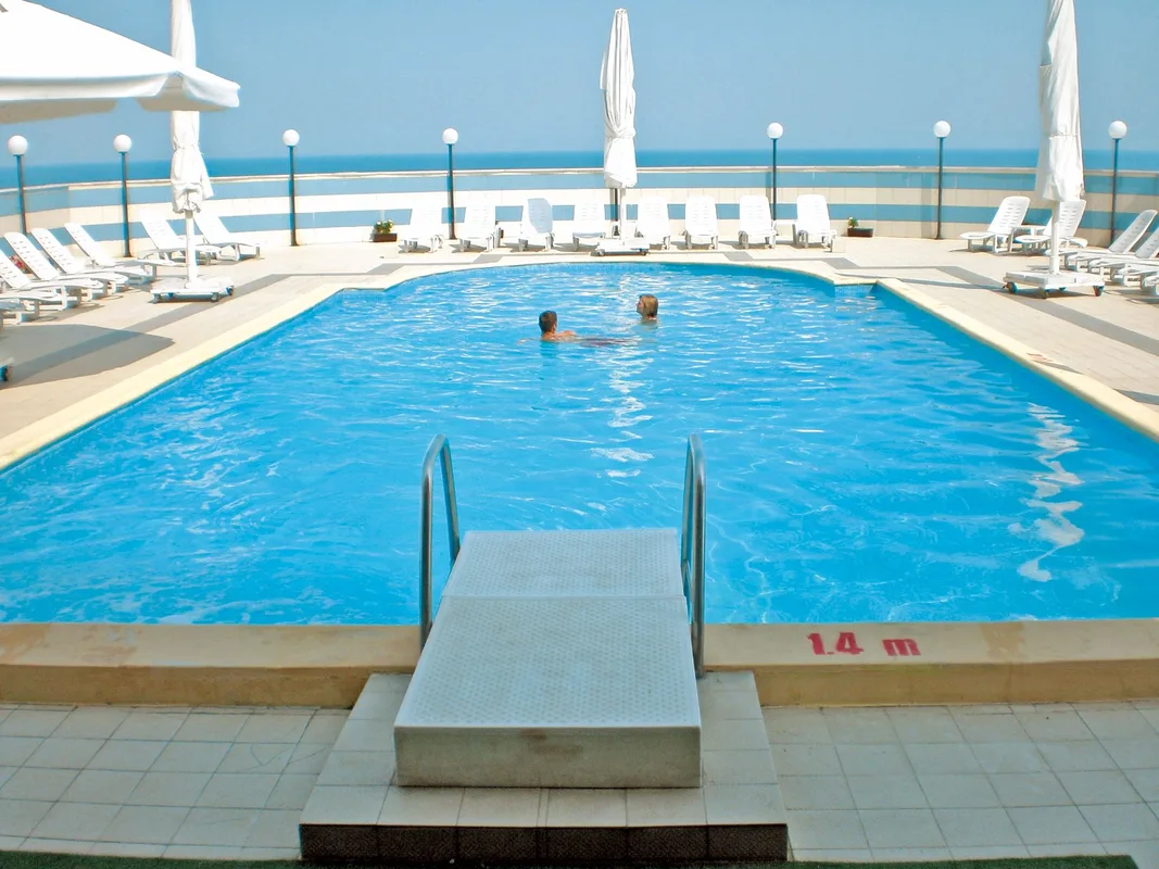 Hotel Lilia — hoofdfoto