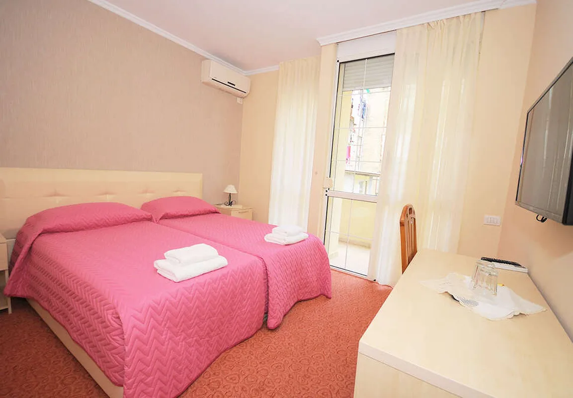 Hotel Idea — hoofdfoto