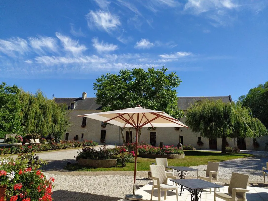 Le Manoir De Mathan — hoofdfoto