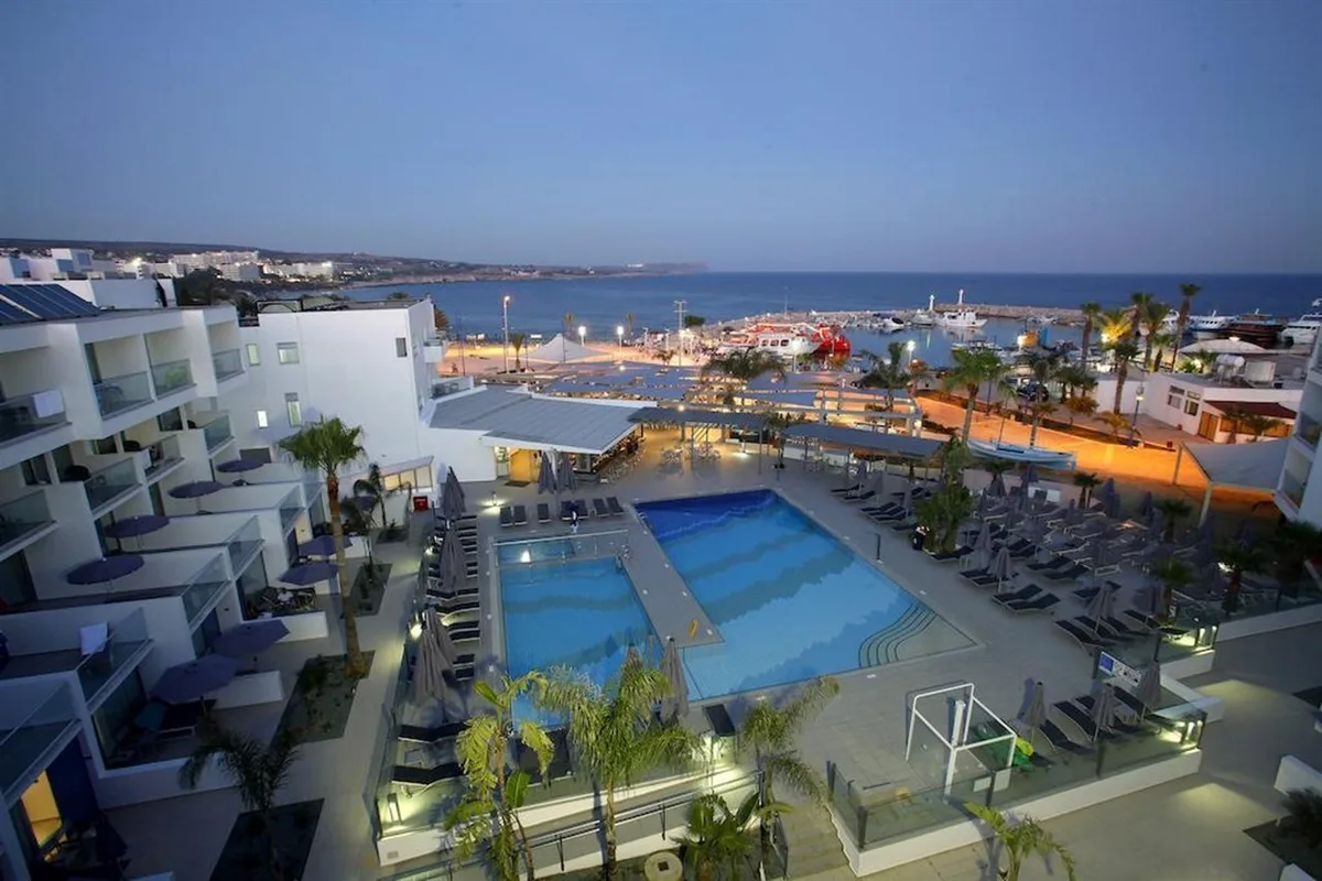 Limanaki Beach Hotel — hoofdfoto