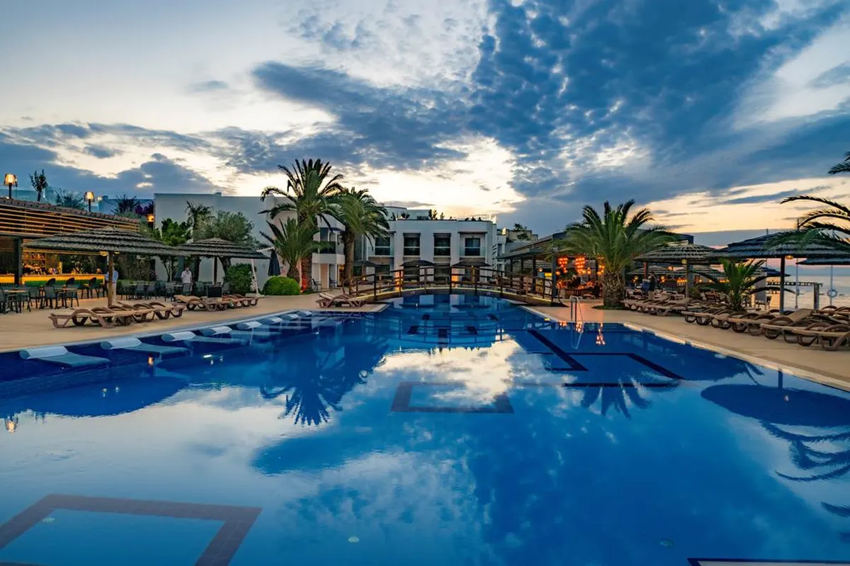 Samara Bodrum — hoofdfoto