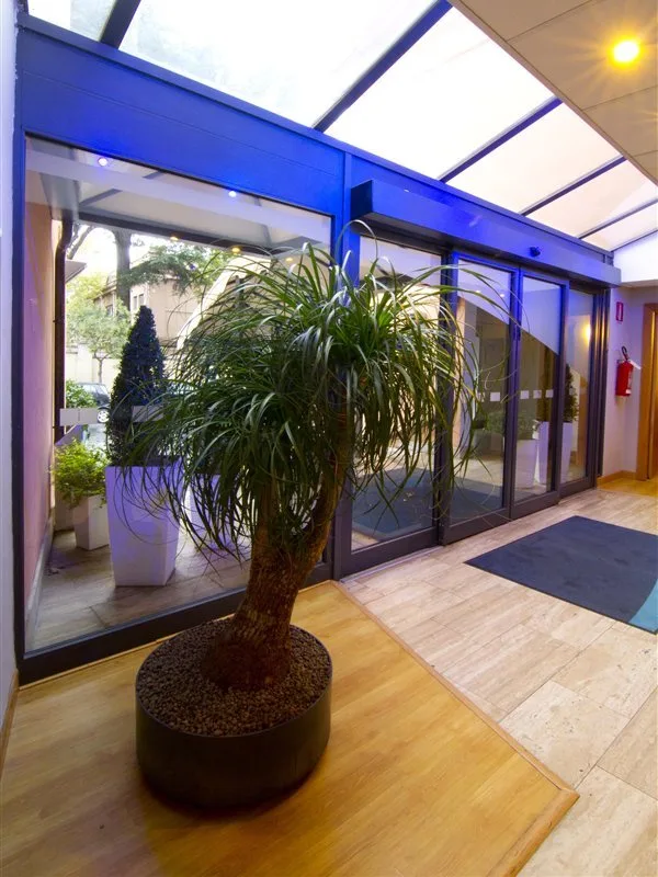 B&B HOTEL Roma Tuscolana San Giovanni — hoofdfoto