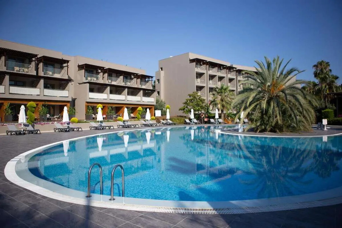 Barut Hemera, hoofdfoto