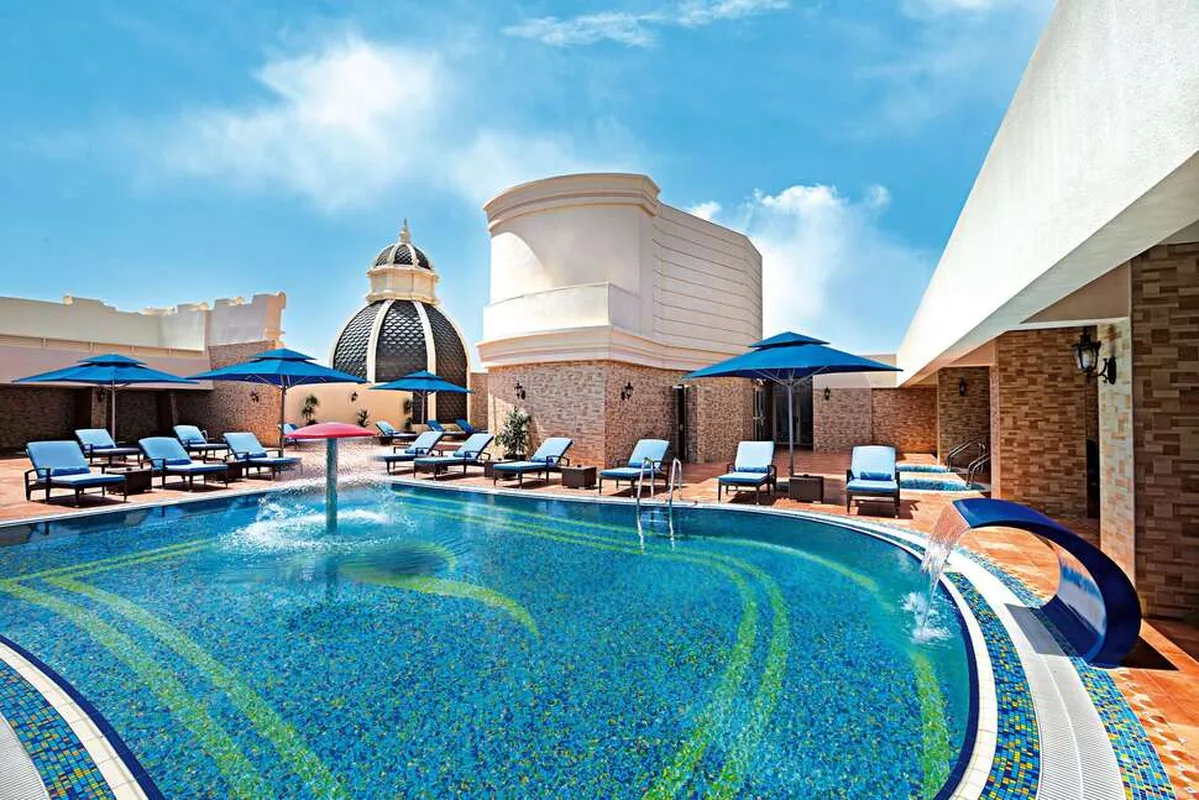 Royal Rose Abu Dhabi, a Curio Collection by Hilton Affiliated Hotel — hoofdfoto