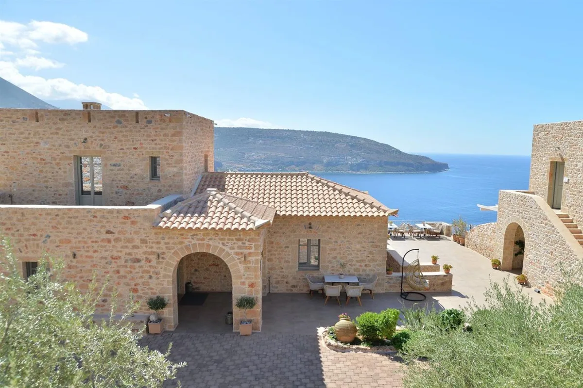 Akrolithi Guesthouse — hoofdfoto