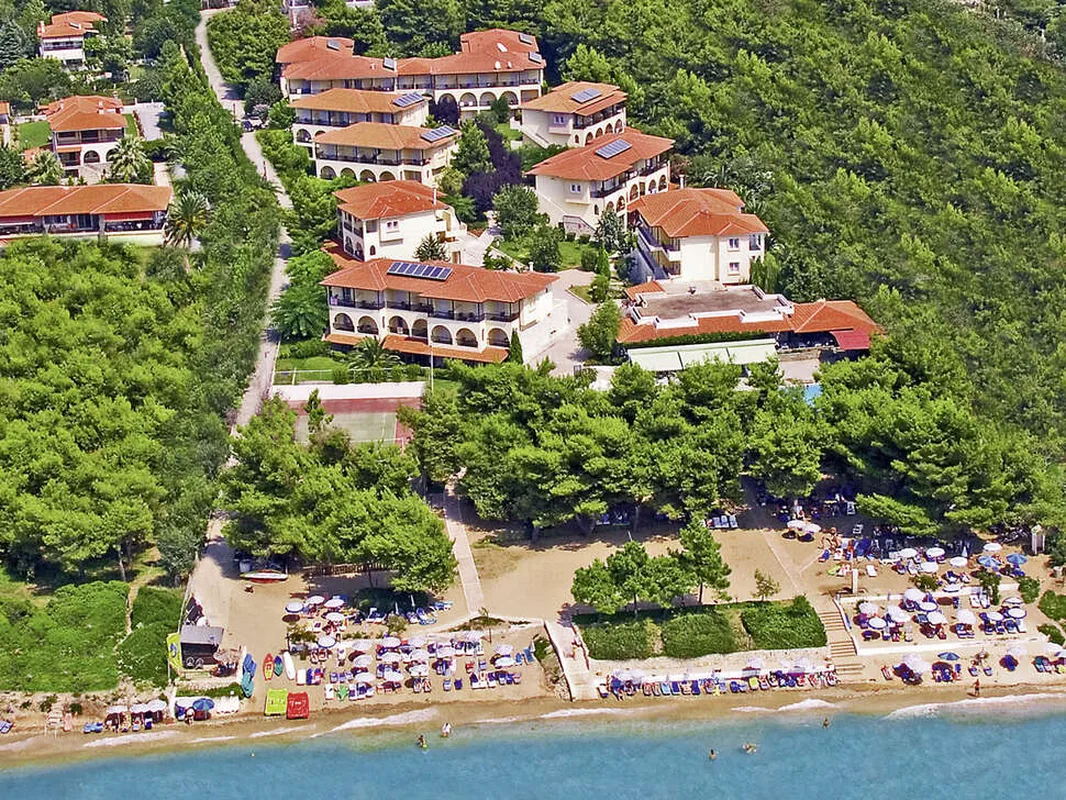 Portes Beach Hotel — hoofdfoto