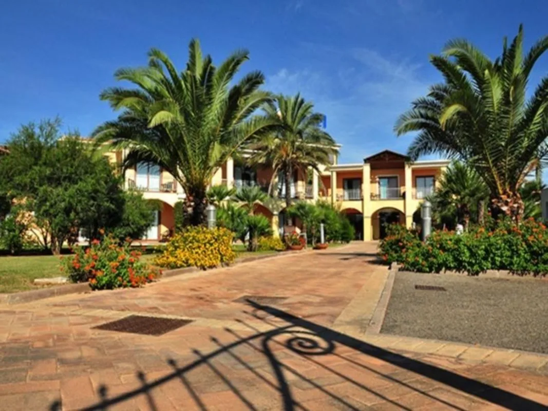 Hotel Santa Gilla — hoofdfoto
