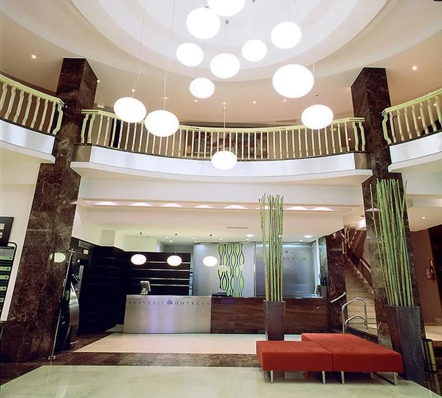 Abando — hoofdfoto