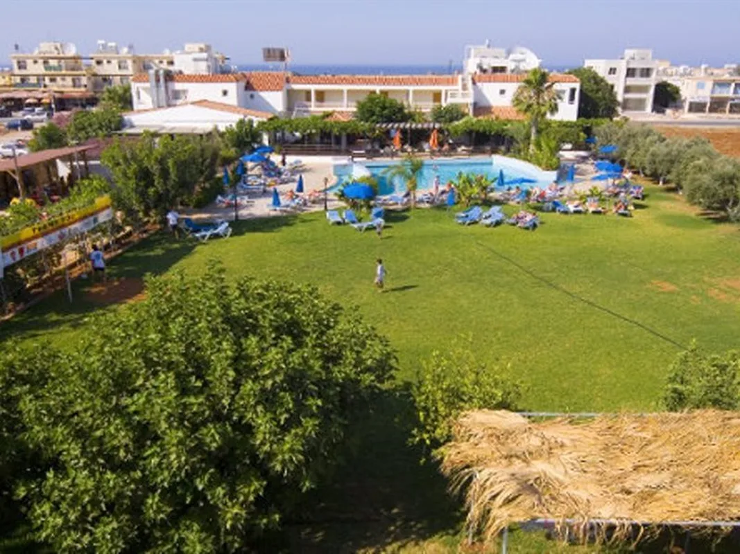 Captain Karas Holidays Apartments — hoofdfoto
