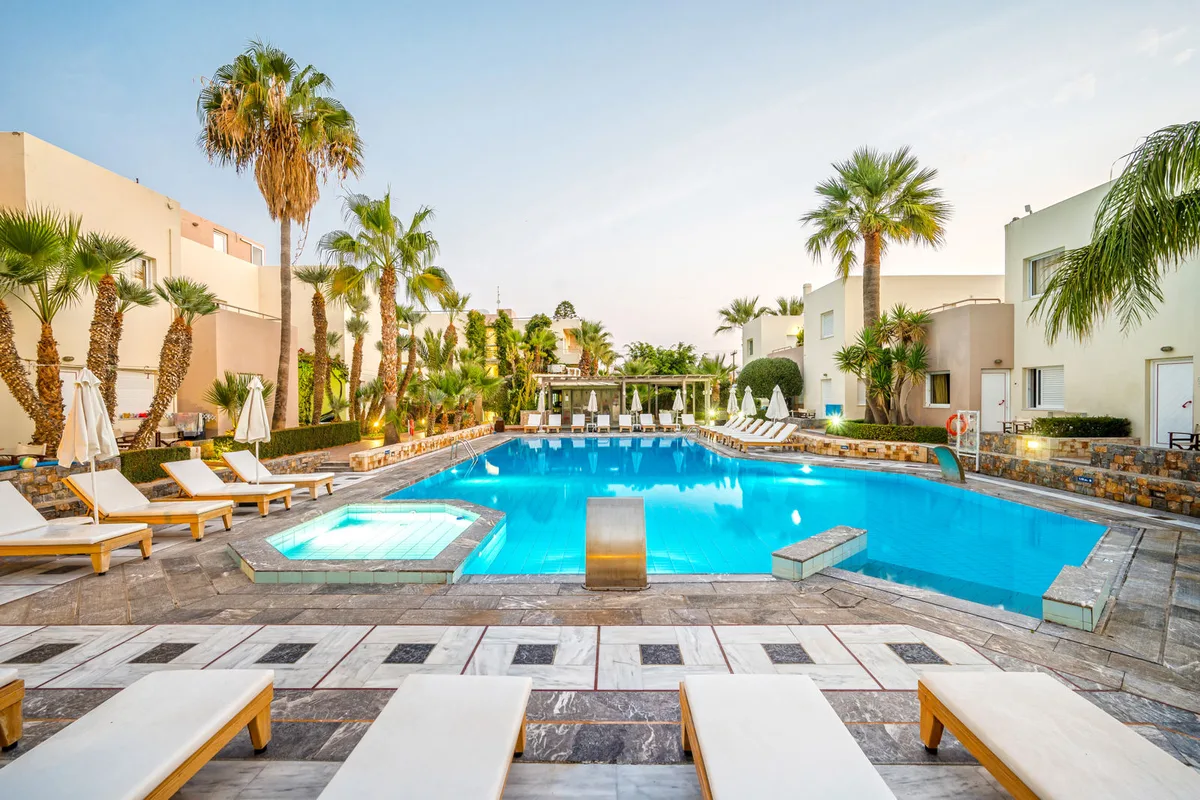 Meropi Hotel & Apartments — hoofdfoto