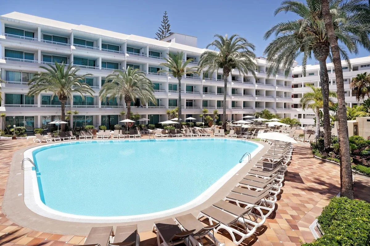 AKEAH Broncemar Hotel — hoofdfoto