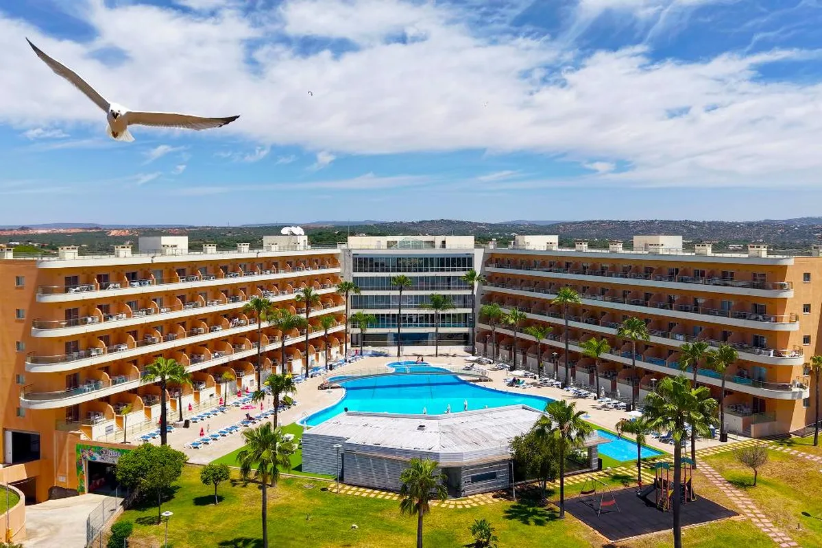 Balaia Atlantico, hoofdfoto