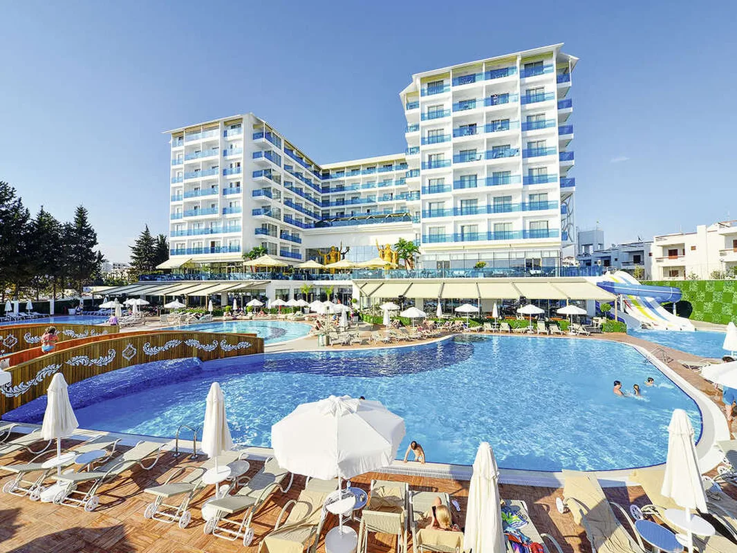 Azura Deluxe Resort & Spa, hoofdfoto