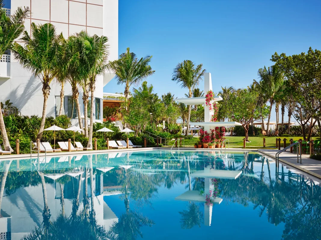 The Miami Beach Edition — hoofdfoto
