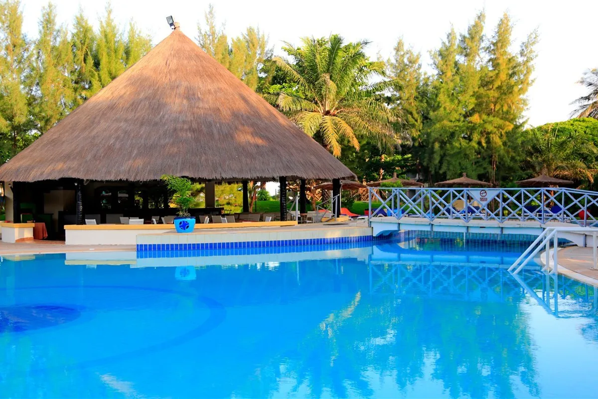 The Kairaba Beach Hotel — hoofdfoto