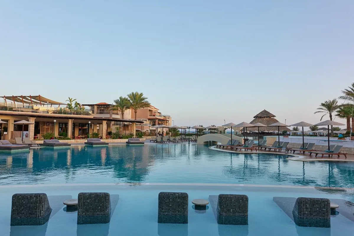 Atlantica Caldera Palace — hoofdfoto