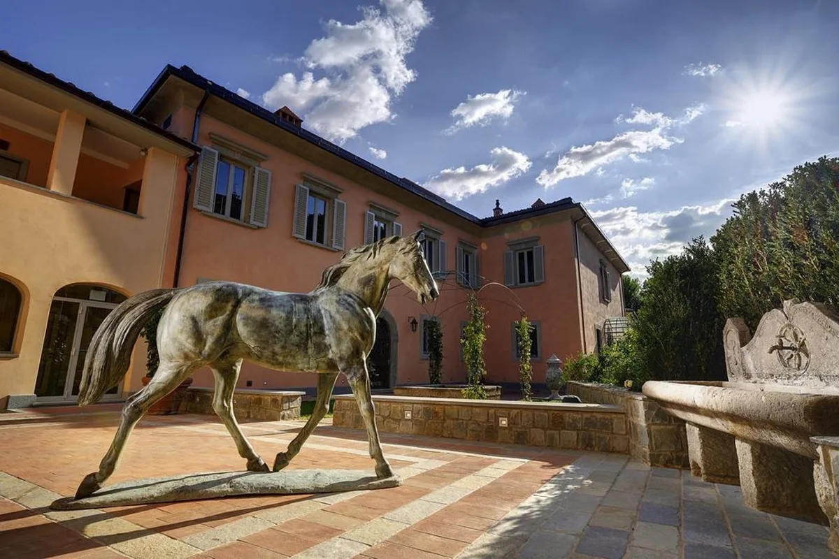 Ville sull'Arno, hoofdfoto
