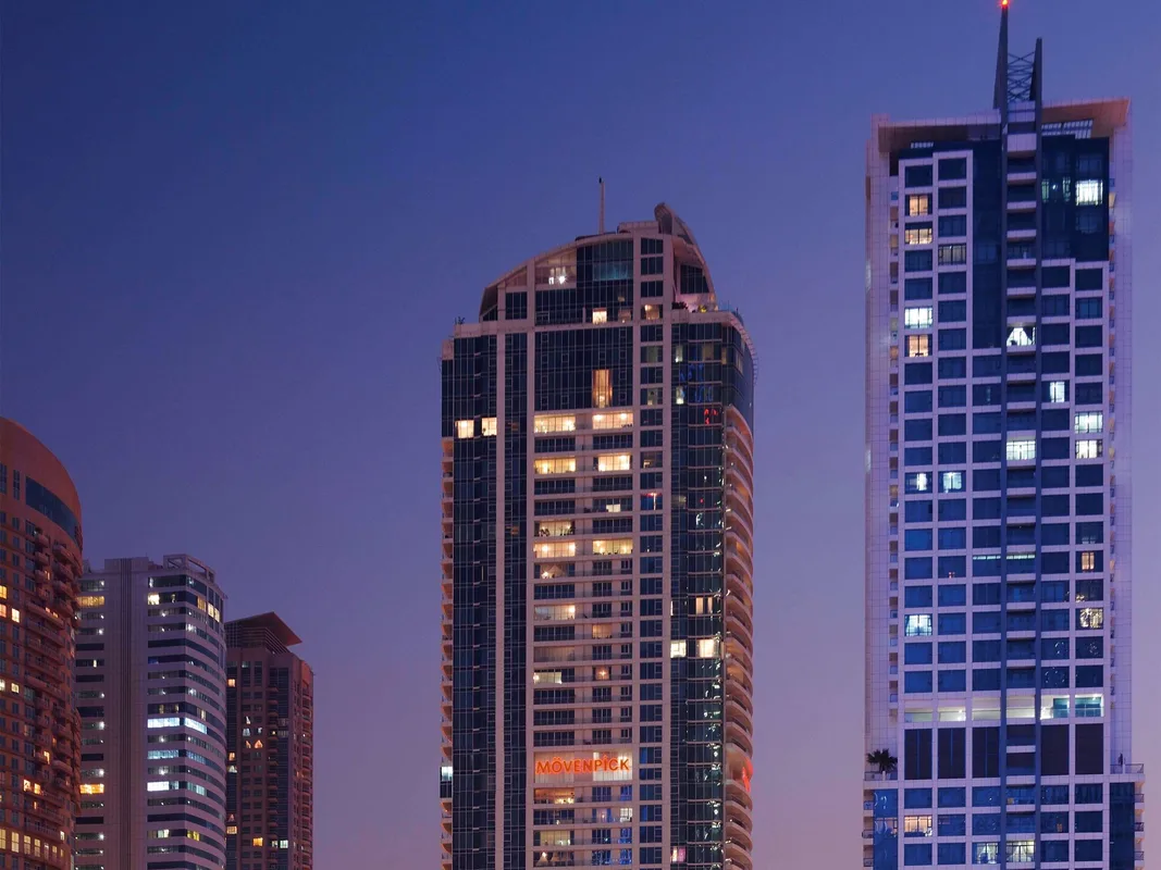 Mövenpick Hotel Jumeirah Lakes Towers — hoofdfoto