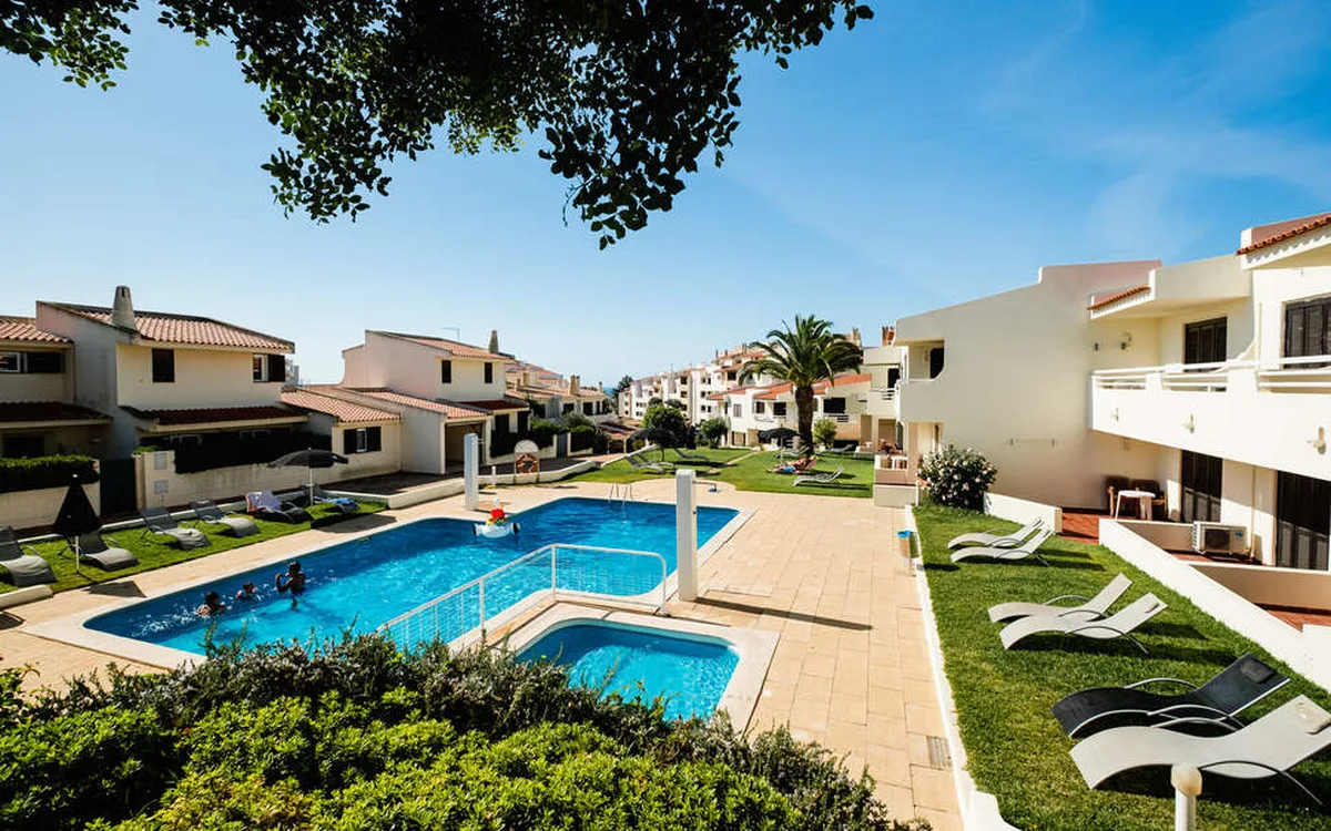 Aura Village City Beach Appartementen — hoofdfoto