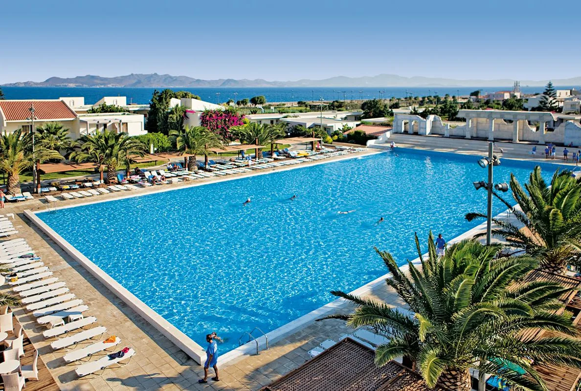 Hotel Kipriotis Village — hoofdfoto