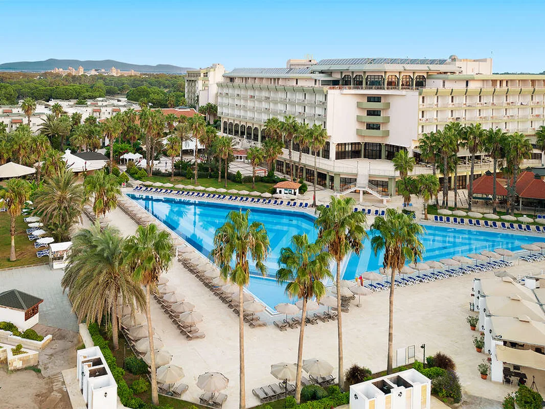 Adora Hotel & Resort — hoofdfoto