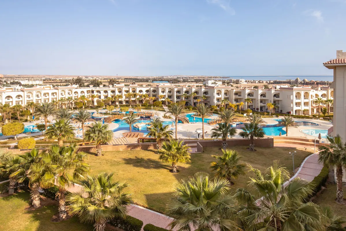 Serenity Alma Resort (ex. Serenity Fun City) — hoofdfoto