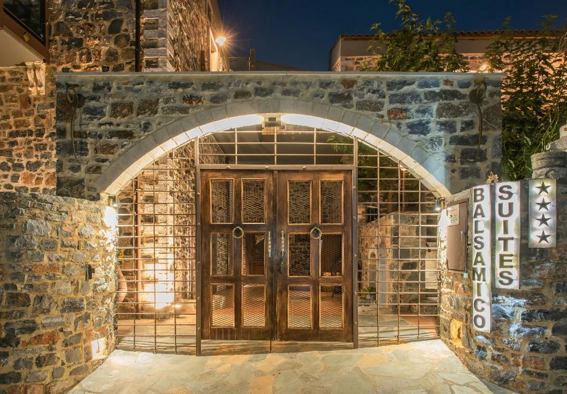 Hotel Balsamico Traditional Suites — hoofdfoto