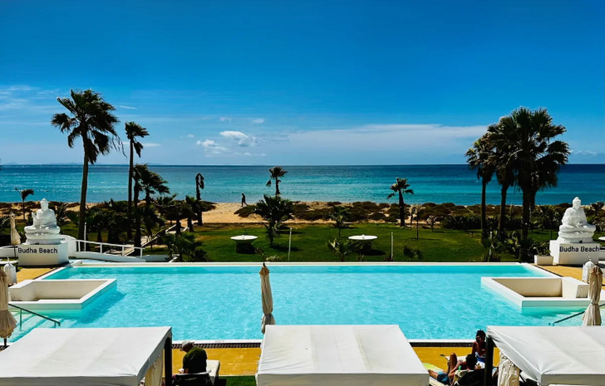 Hotel Budha Beach By LIVVO — hoofdfoto