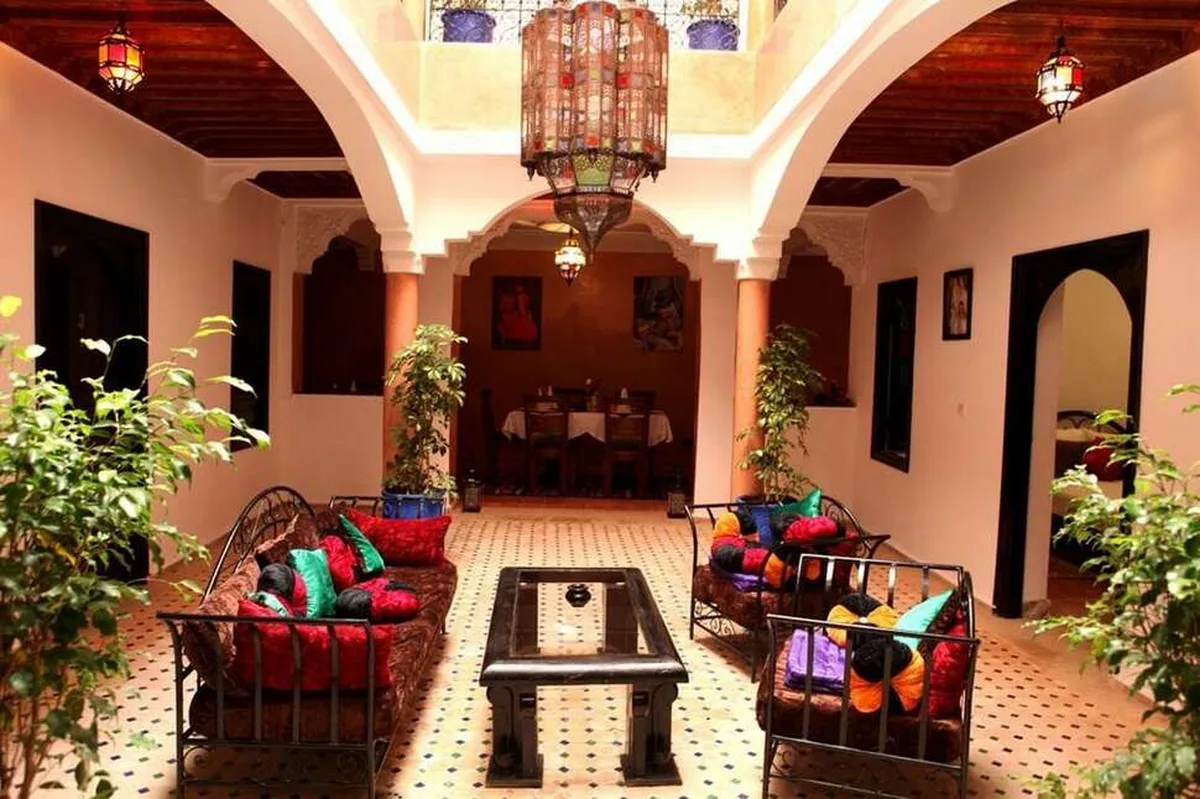 Riad Mounir — hoofdfoto
