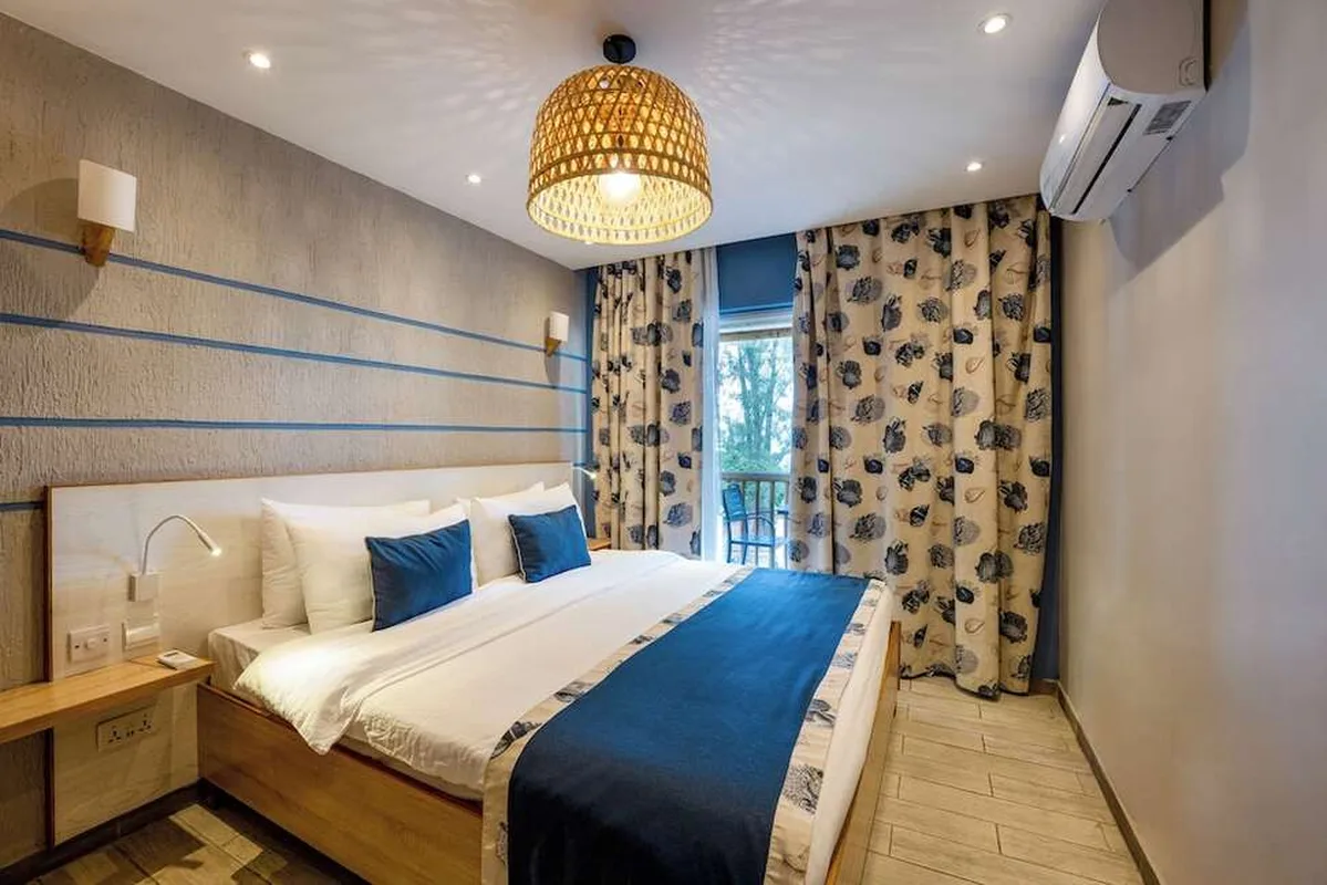 Le Grand Bleu Hotel — hoofdfoto