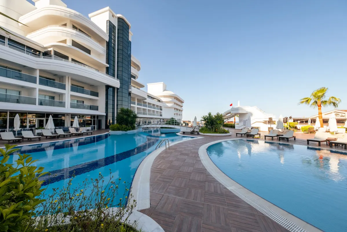Laguna Beach Alya Resort — hoofdfoto