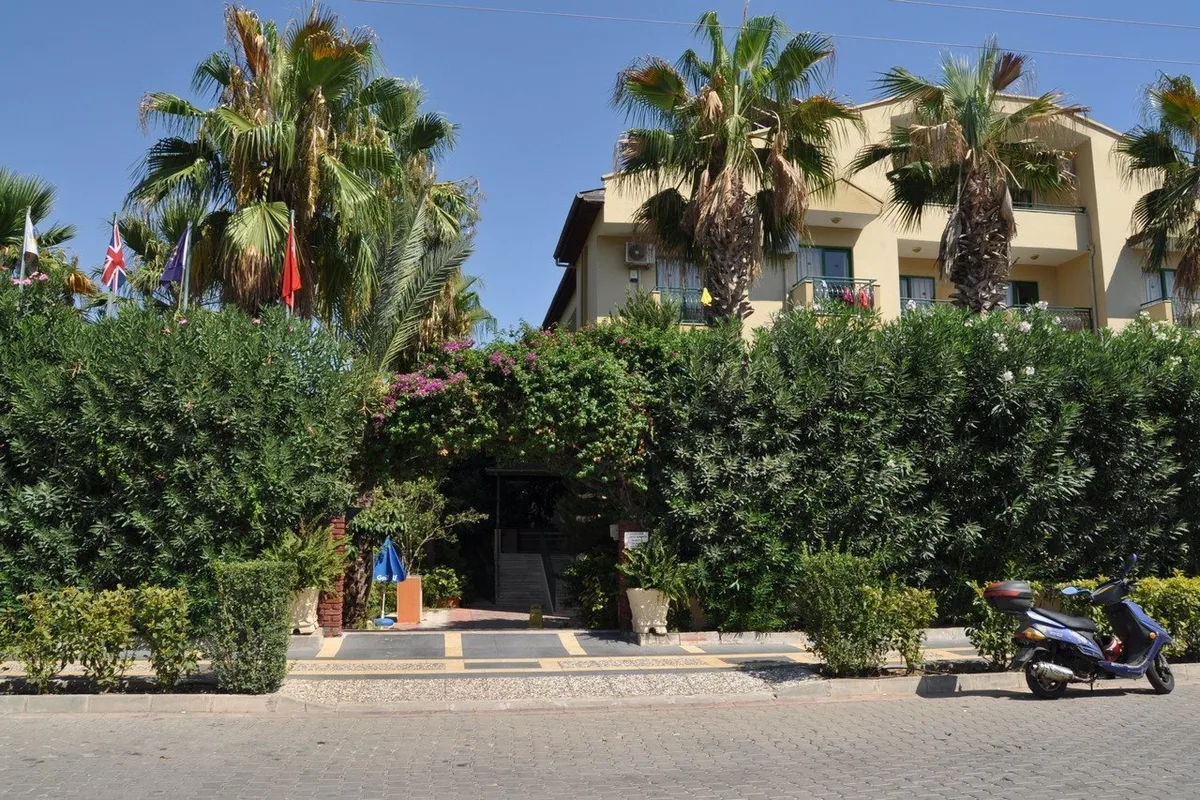 Hibiscus Apart & Garden, hoofdfoto