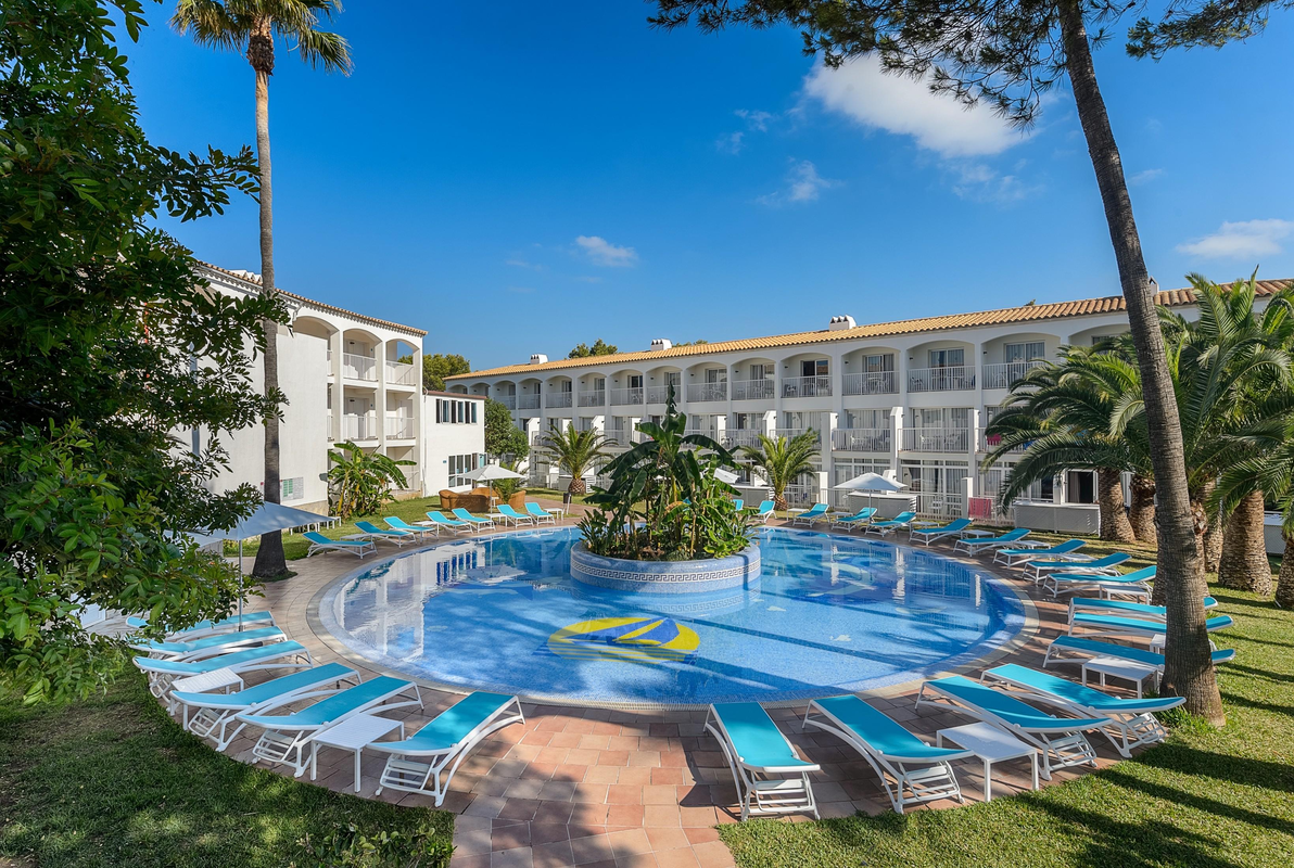 Hotel Vibra Cala Tarida — hoofdfoto