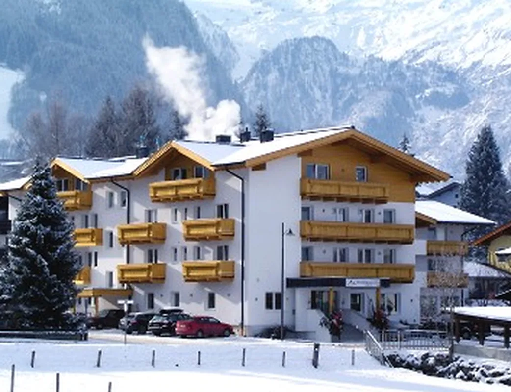 Hotel Vier Jahreszeiten — hoofdfoto