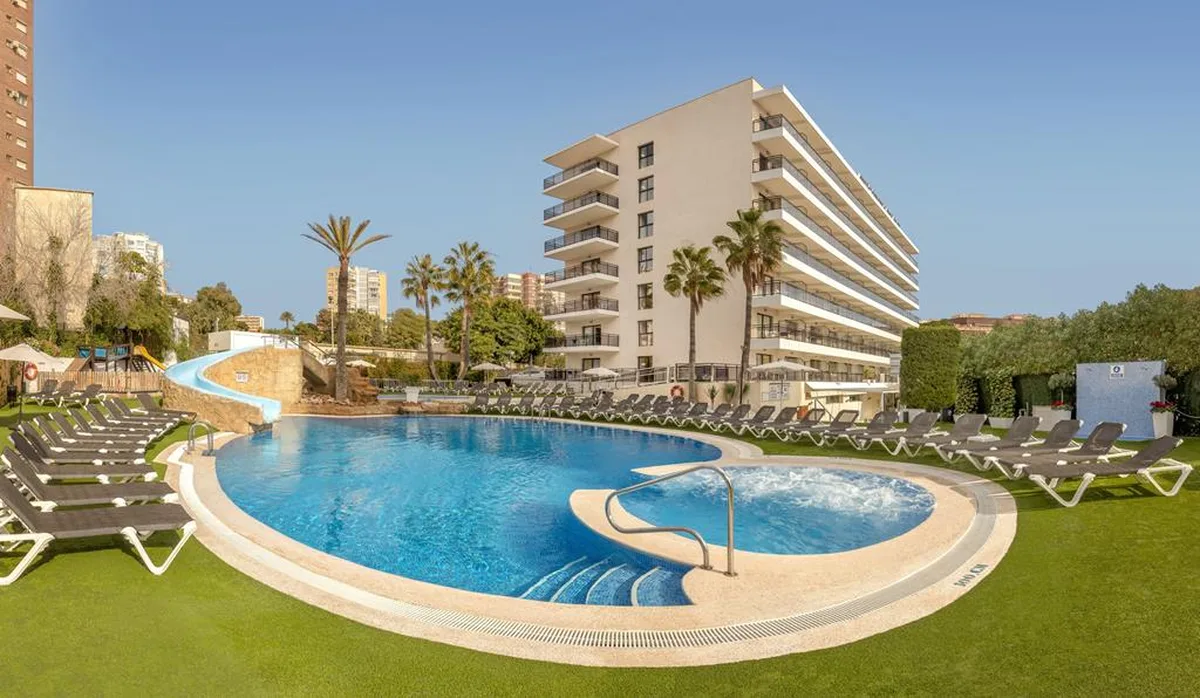 RH Corona del Mar Beach Hotel — hoofdfoto