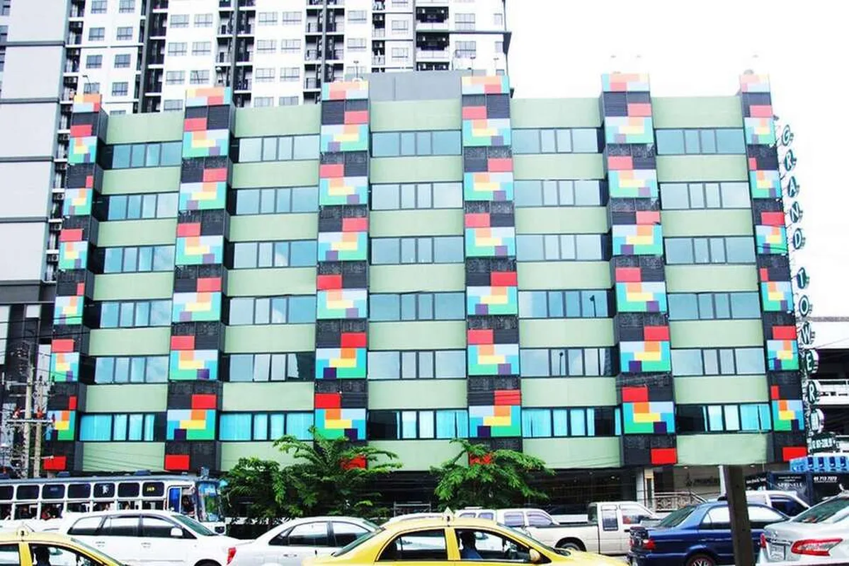 Grand Tower Inn Sathorn Bangkok — hoofdfoto