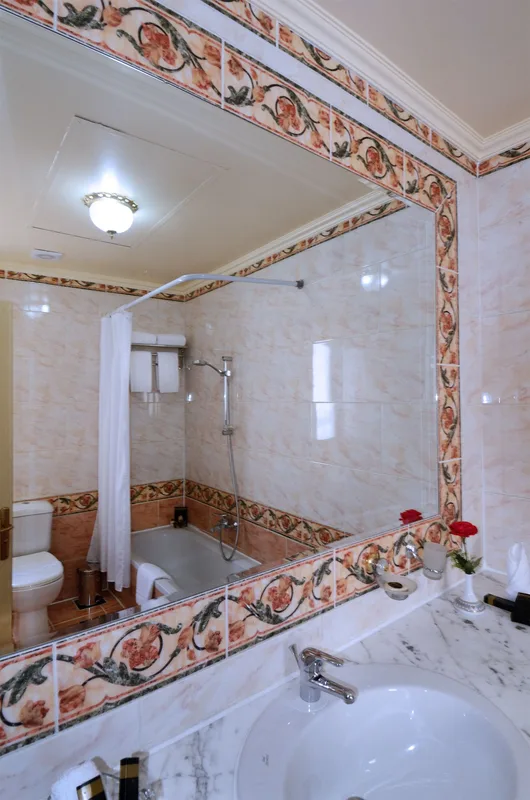 Paradise Inn Windsor Palace Hotel — hoofdfoto