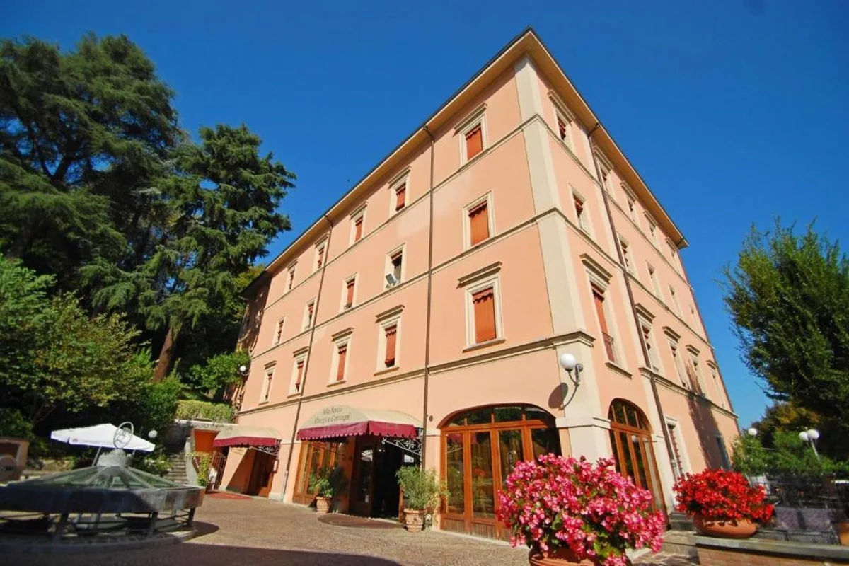 Alla Rocca, hoofdfoto