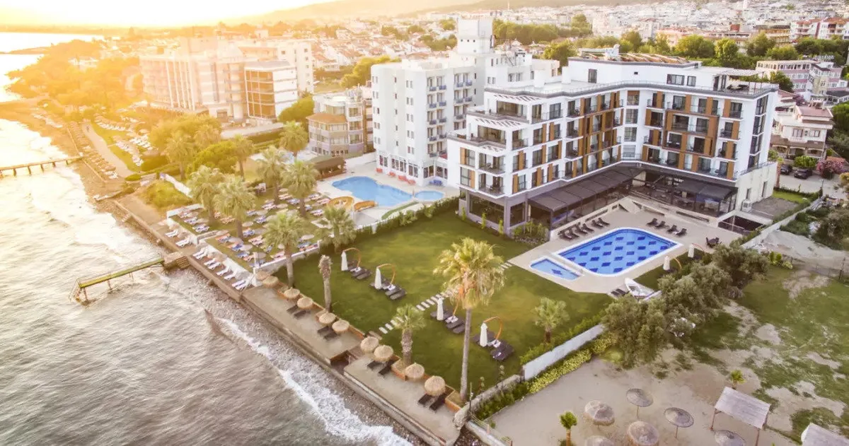 Maia Luxury Beach Hotel & Spa, hoofdfoto