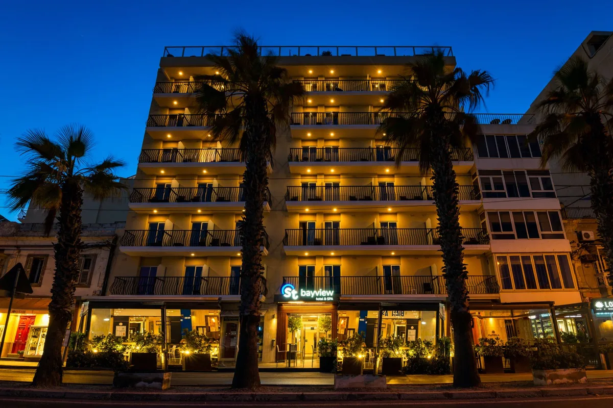 Bayview Hotel & Apartments — hoofdfoto