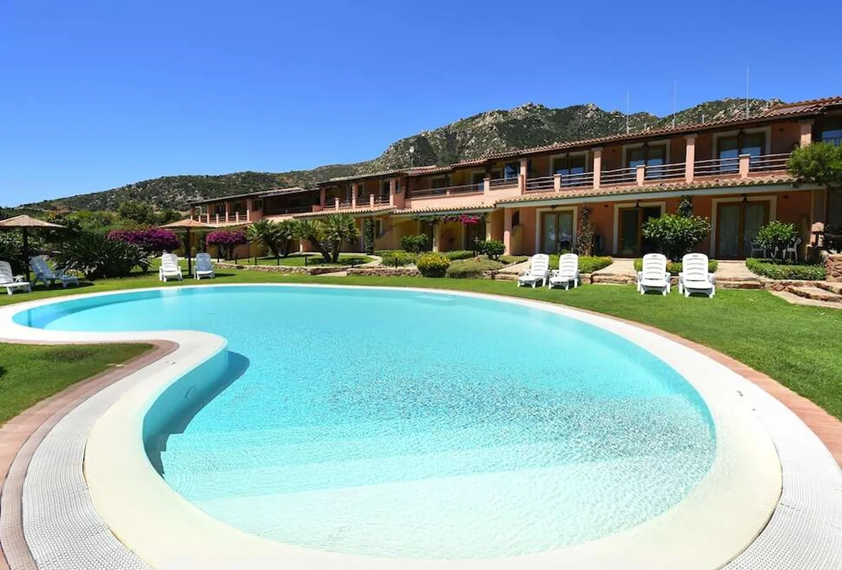 Hotel Su Giganti — hoofdfoto