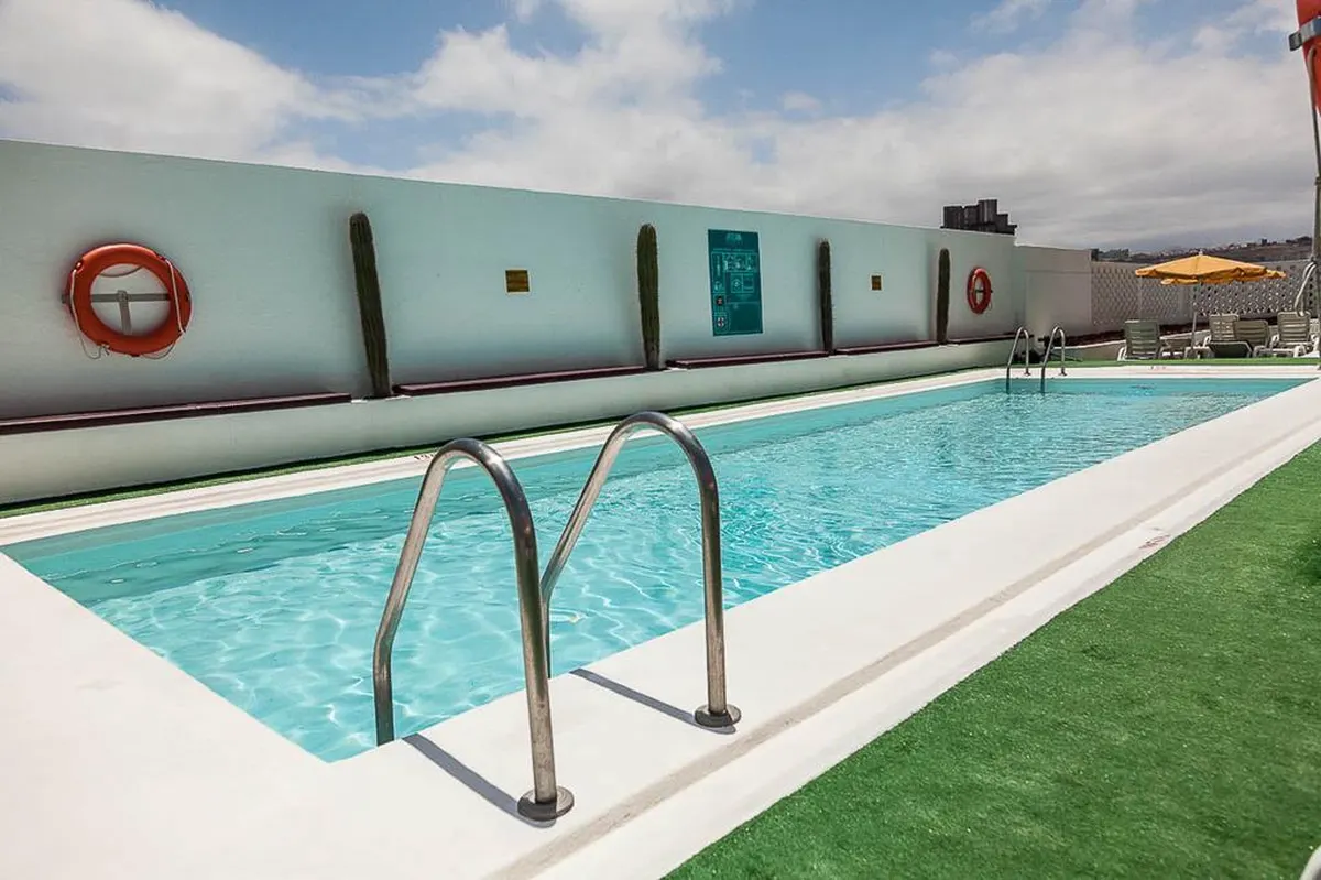 Bull Astoria — hoofdfoto