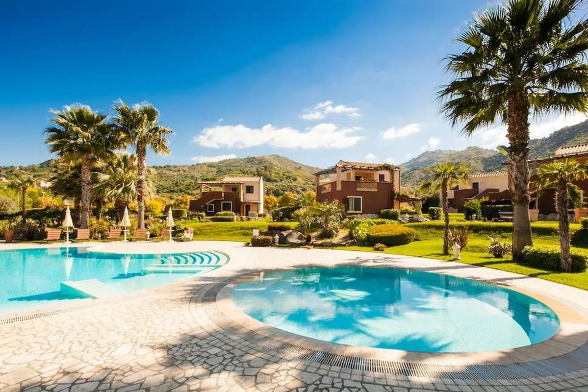 Hotel Alcantara Resort — hoofdfoto