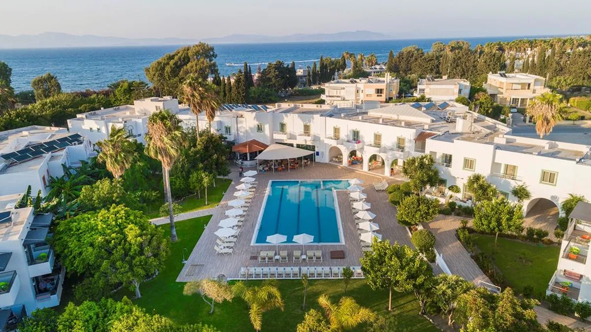 Hotel Alexandra Beach — hoofdfoto
