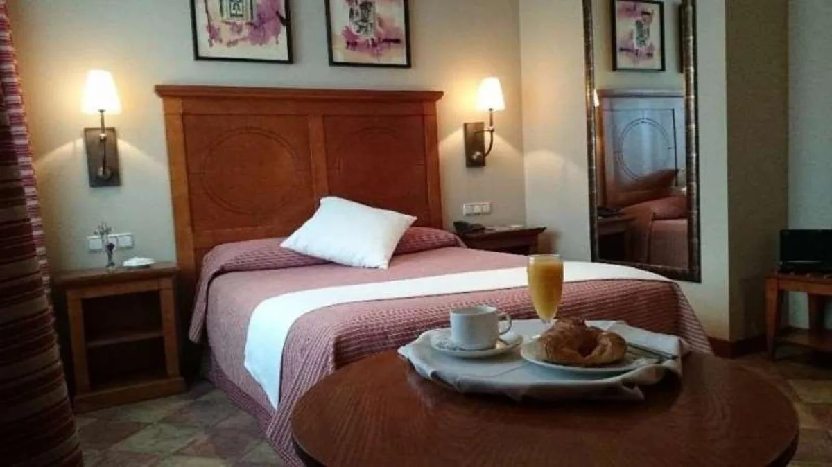 Hotel Villava Pamplona — hoofdfoto